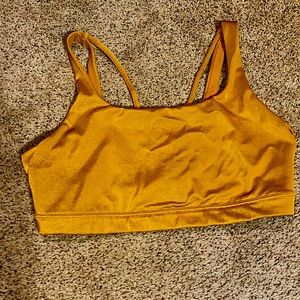 Good Athleta sports bra. EUC. Size large.